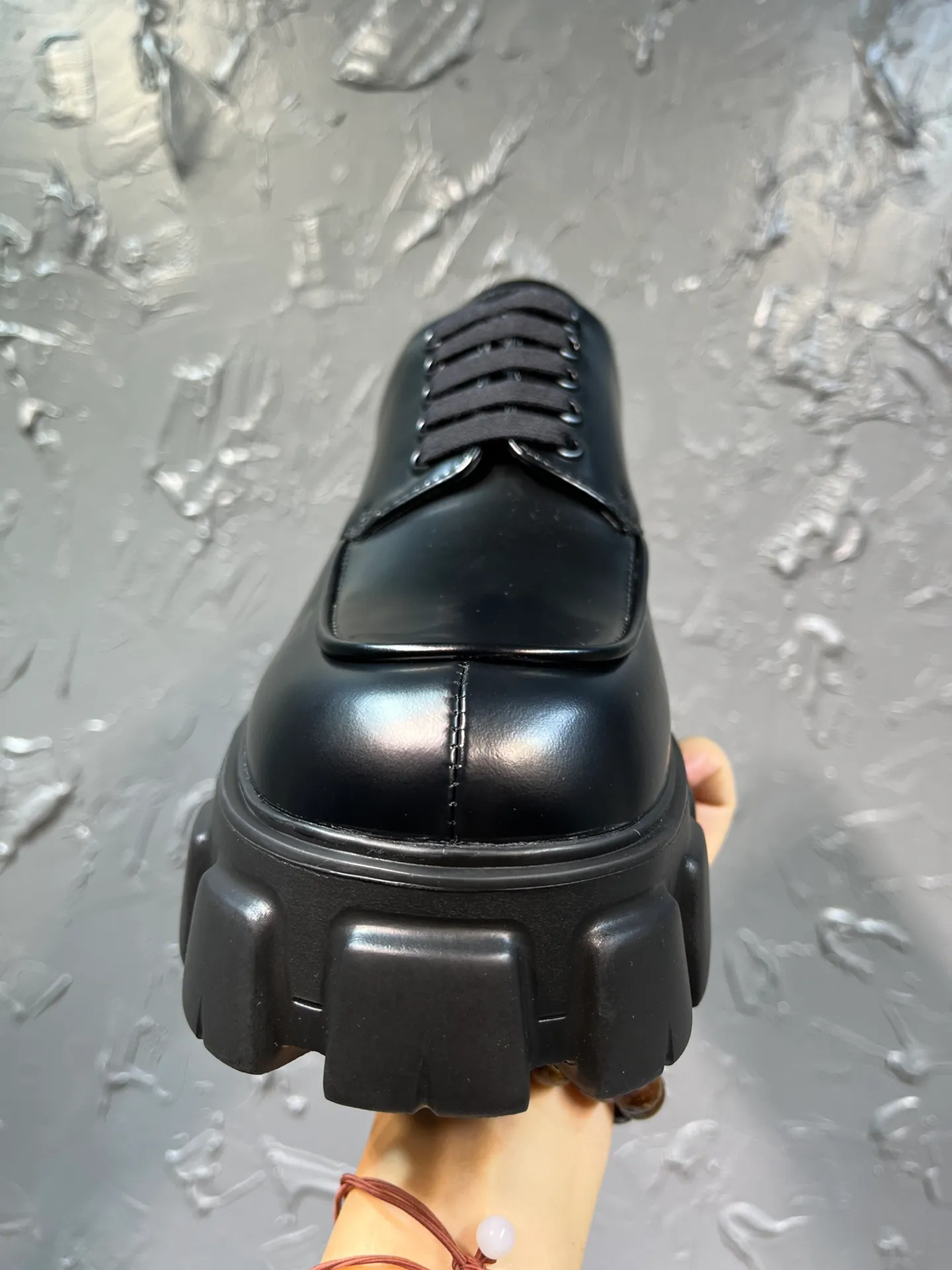 Men's shoes 💰780💰 🔥🔥🔥Upgraded version 2025 new prada Prada lace-up derby shoes l round-toe spliced ​​loafers, developed one-to-one with the original version, one-to-one private molding of the outsole, the fabric is made of imported open-edge beads, lining cowhide, foot-pad cowhide, sole height 5cm, outsole original rubber foam sole, code number 39-46